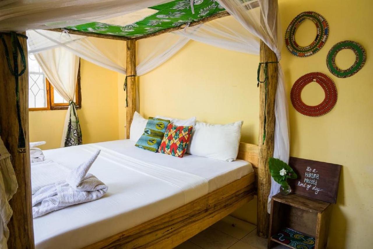 The Secret Garden Hotel モシ エクステリア 写真